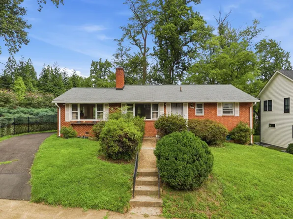 3707 John Marshall Dr, Arlington, VA 22207