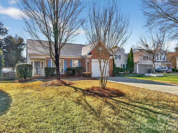 3rd image of 13212 Lampmeade Ln