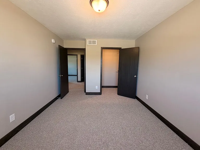 6830 Avalon Dr SE — Photo 12