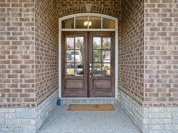 4th image of 7507 Greenfield Pl