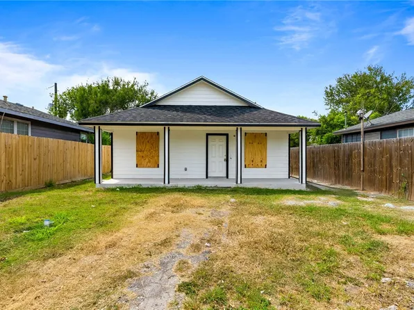 3121 Eisenhower St, Corpus Christi, TX 78416