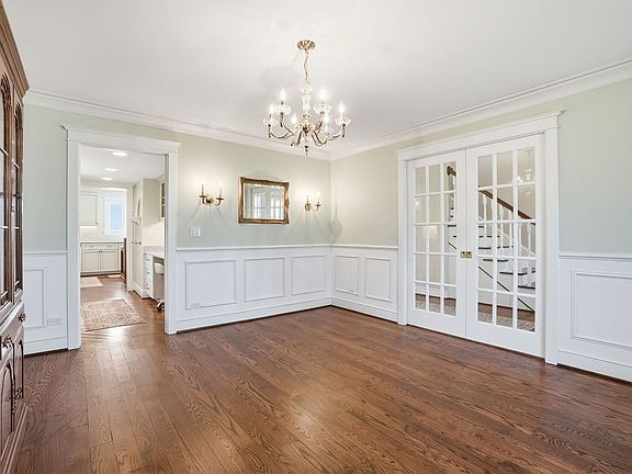 2nd image of 25817 W Cook St