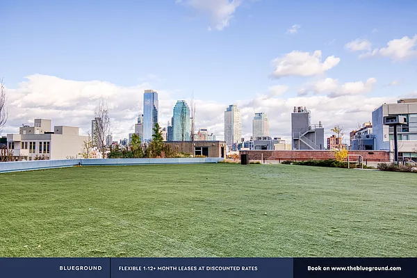 Rented by The Blueground | media 22