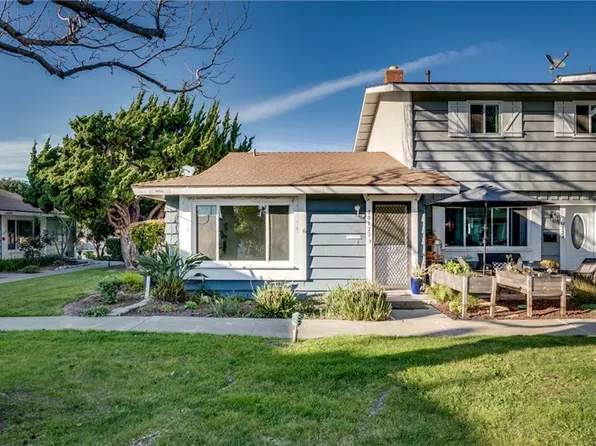 10122 Hull Dr, Huntington Beach, CA 92646