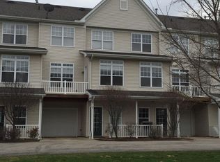 1214 E Chapman Ln #7, Medina, OH 44256
