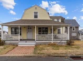 76 New Shore Road, Waterford, CT 06385