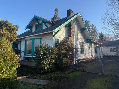 1031 W 10th St, Medford, OR, 97501