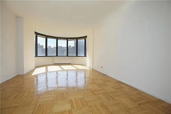 Sold by Sumitomo Real Estate Sales | media 2