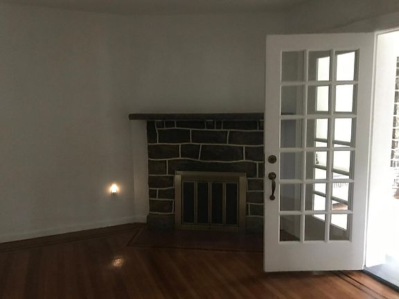 3rd image of 1004 N 65th St Floor 1