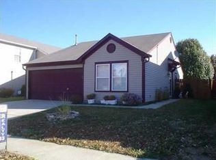 1143 Crescent Dr, Greenwood, IN