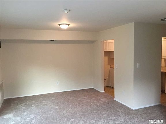 5th image of 375 Artist Lake Dr #375