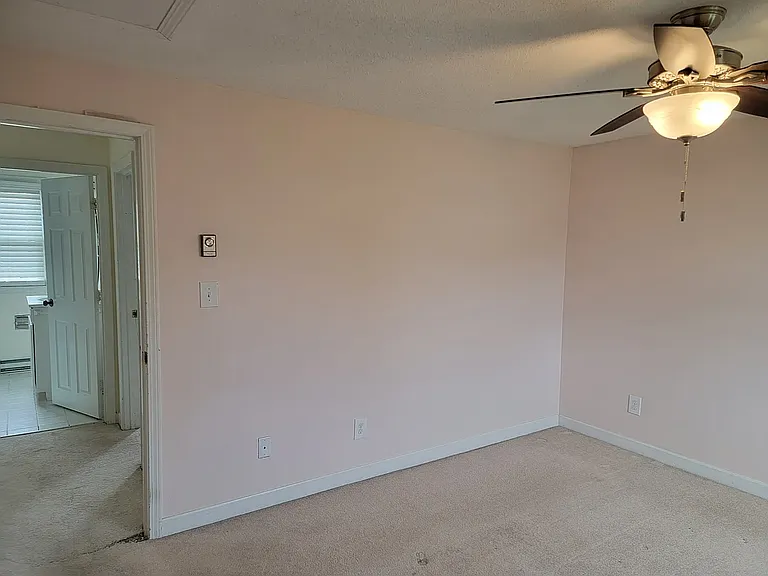 135 W Main St #5 — Photo 16