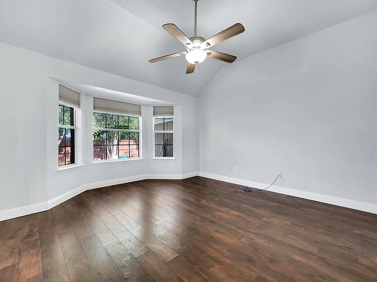 1802 Pendleton Rd — Photo 18