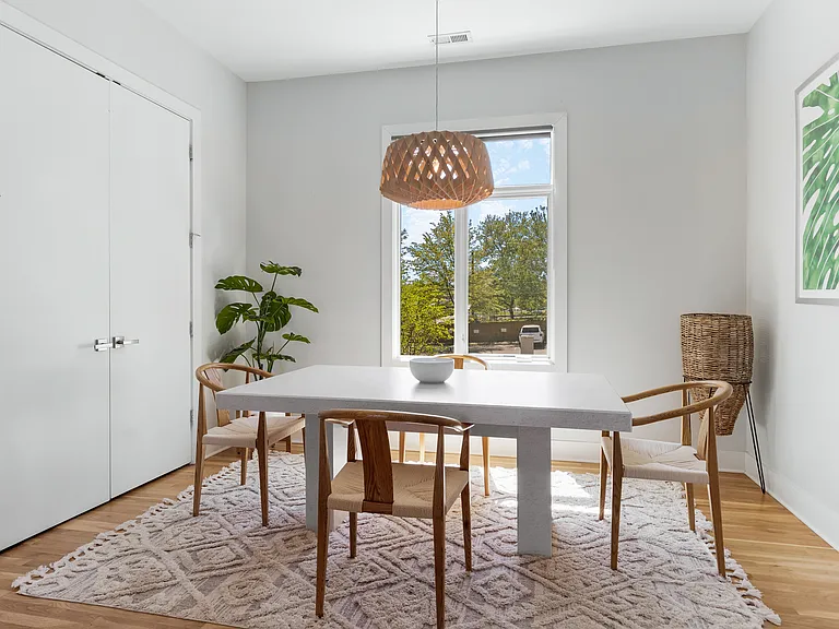 1016 Russell St — Photo 20