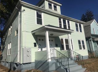 30-32 Burnham St, Hartford, CT 06112