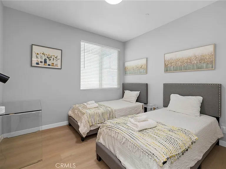 136 Modjeska — Photo 27