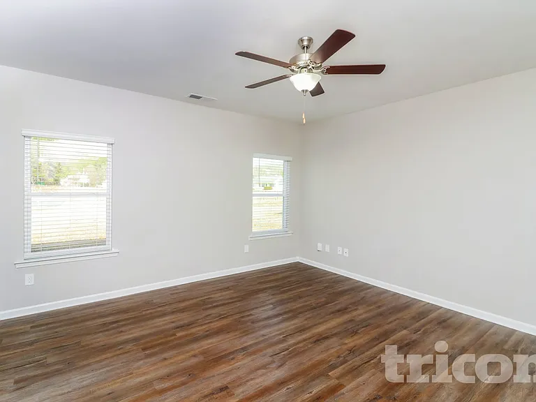 108 Chapel Meadow Ln SW — Photo 2