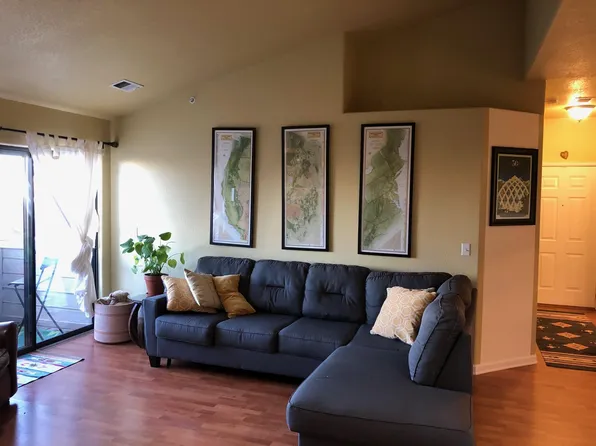 7448 S Alkire St APT 305, Littleton, CO 80127