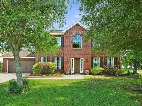 600 Fairway Ct, Covington, LA 70435