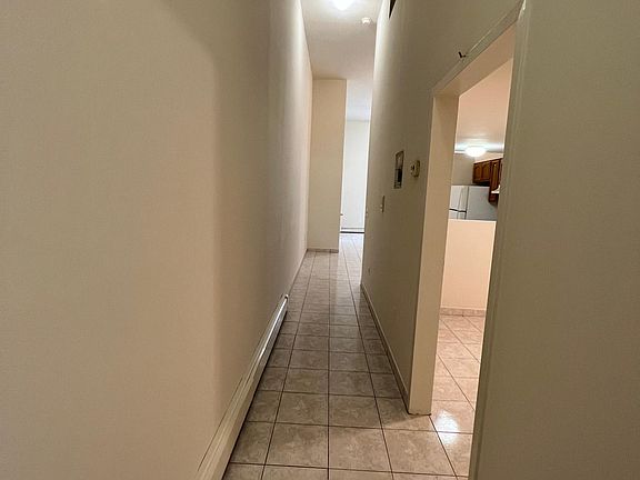 5th image of 10005 92nd Ave APT 204