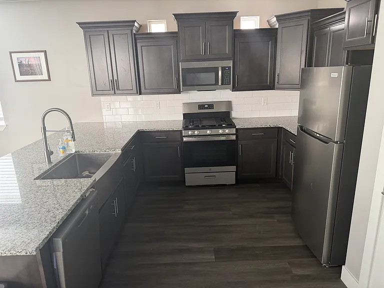 753 W Red Marble Ln — Photo 7