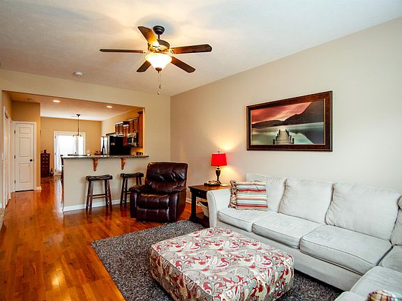 2nd image of 908 Spence Enclave Ct