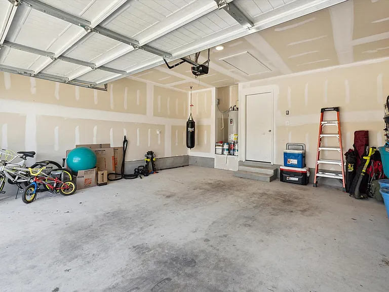 4522 Heathers Cross — Photo 31