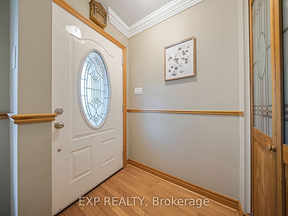 2nd image of 124 Dunsmere Dr