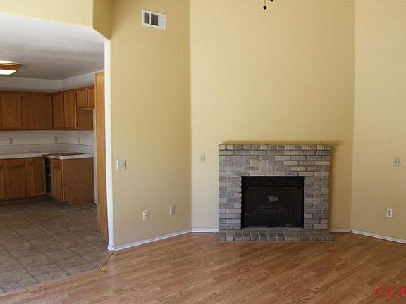 4th image of 118 Riverbank Ln
