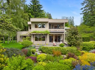 161 Lovell Ave SW, Bainbridge Island, WA 98110
