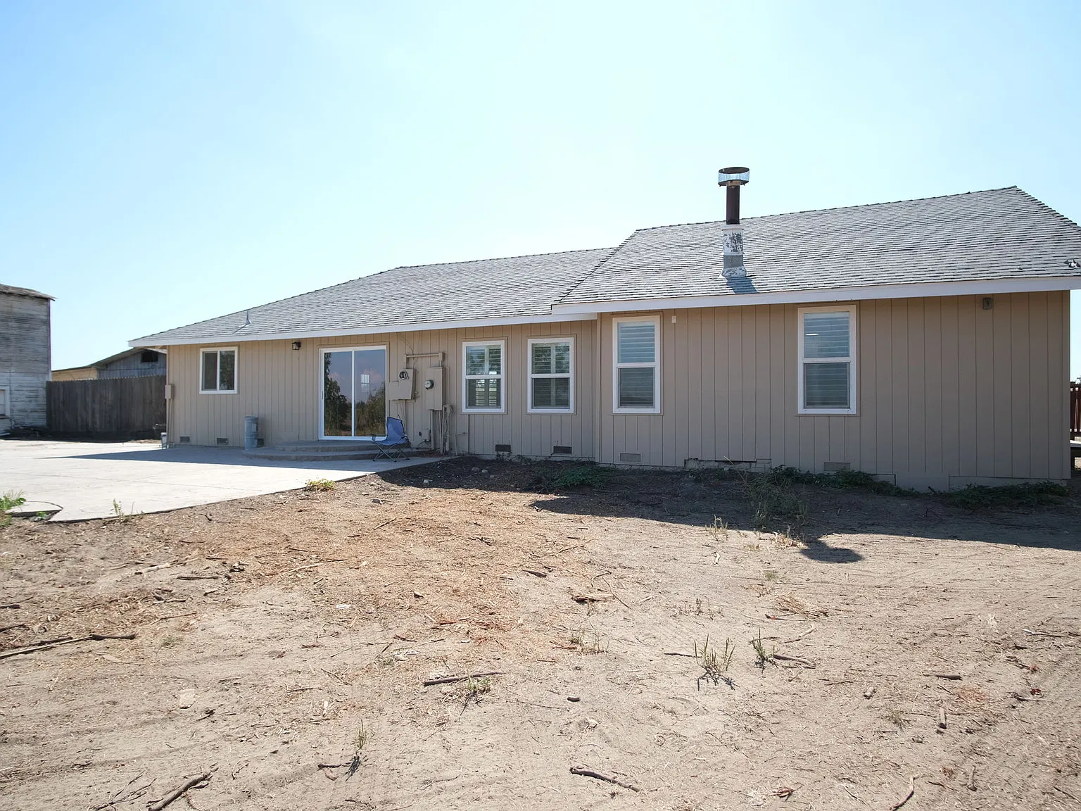 3 bed, 1668 sqft, $2,850 — Photo 2