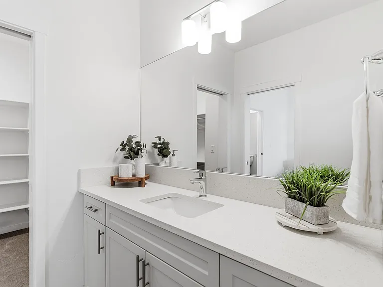 510 Diamond Ln — Photo 41