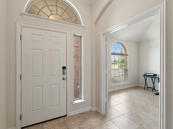 5th image of 163 Plantain Dr