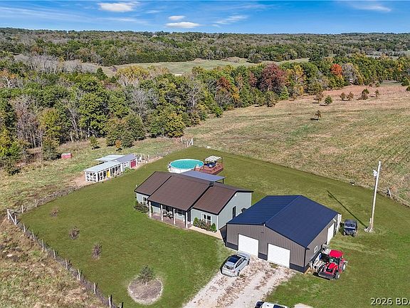 2nd image of 118 Uncle Dee Rd