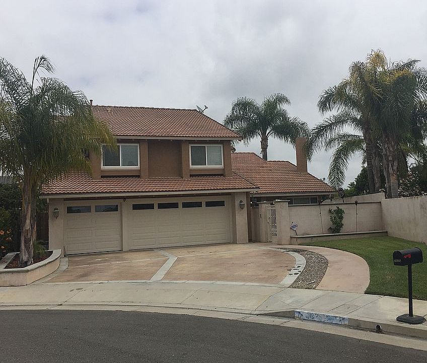 2nd image of 20252 Lighthouse Ln
