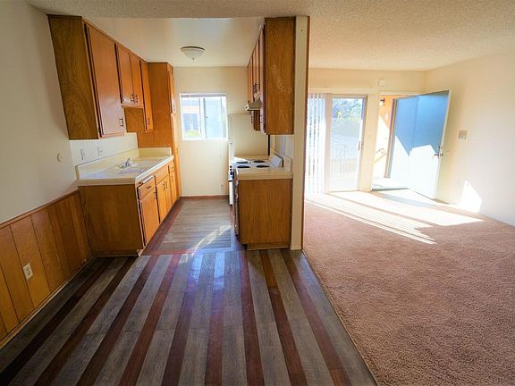 3rd image of 3723 Ingraham St APT 6