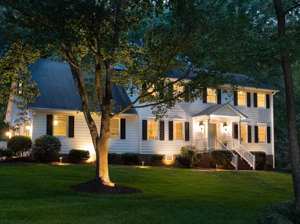 30 Birnham Ln, Durham, NC 27707