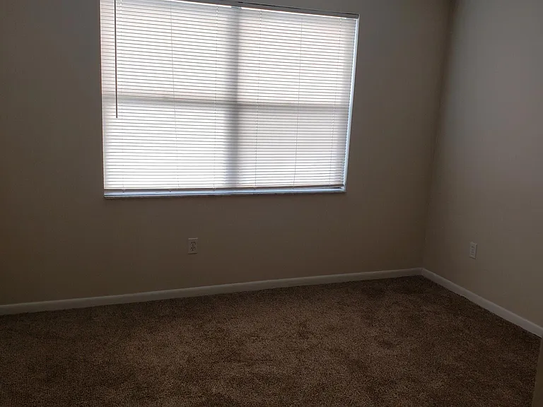 700 W Pope Rd #J75 — Photo 7