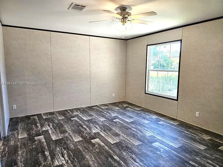 881 Woodland Blvd #0 — Photo 15