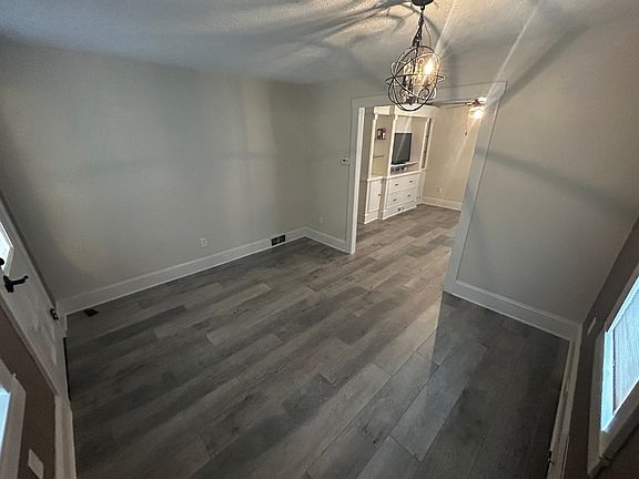 4th image of 22 Brindletown Rd