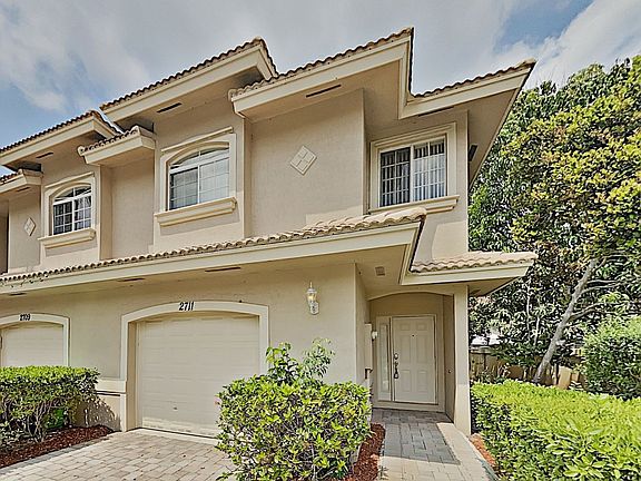 5th image of 2711 NW 80th Ave