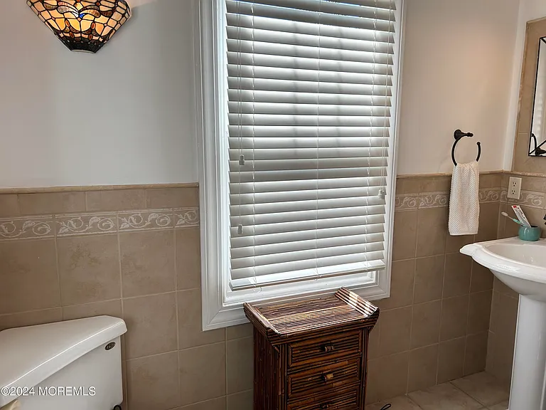 303 Evergreen Ave — Photo 15