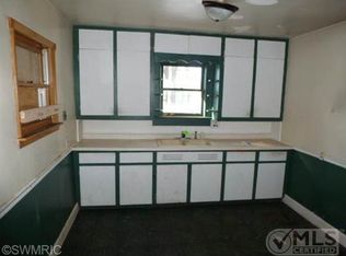 1646 Elwood St, Muskegon, MI 49442