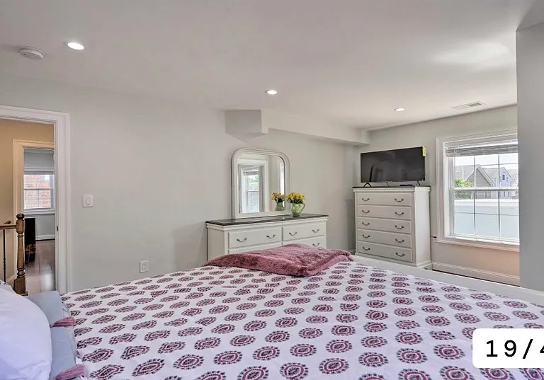 1304 Van Buren St NW — Photo 13