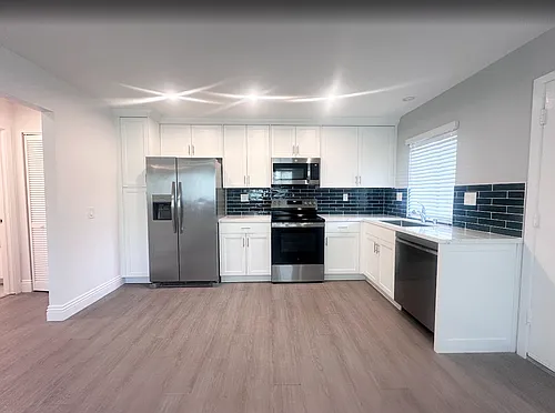 Floor plan 211