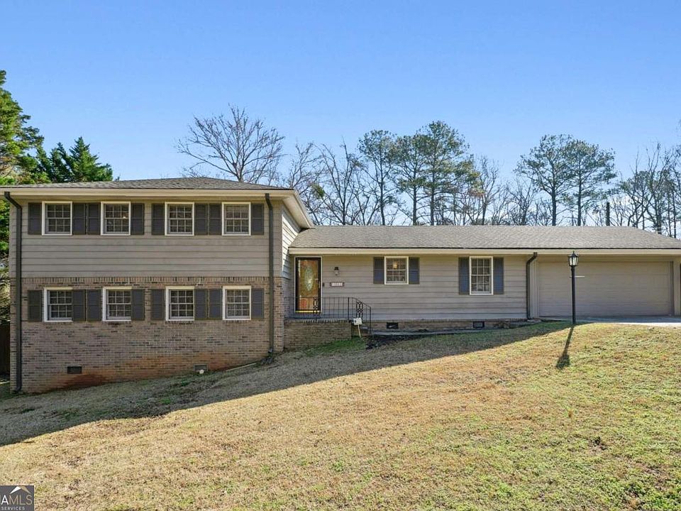 1st image of 1351 Earle Ct SE