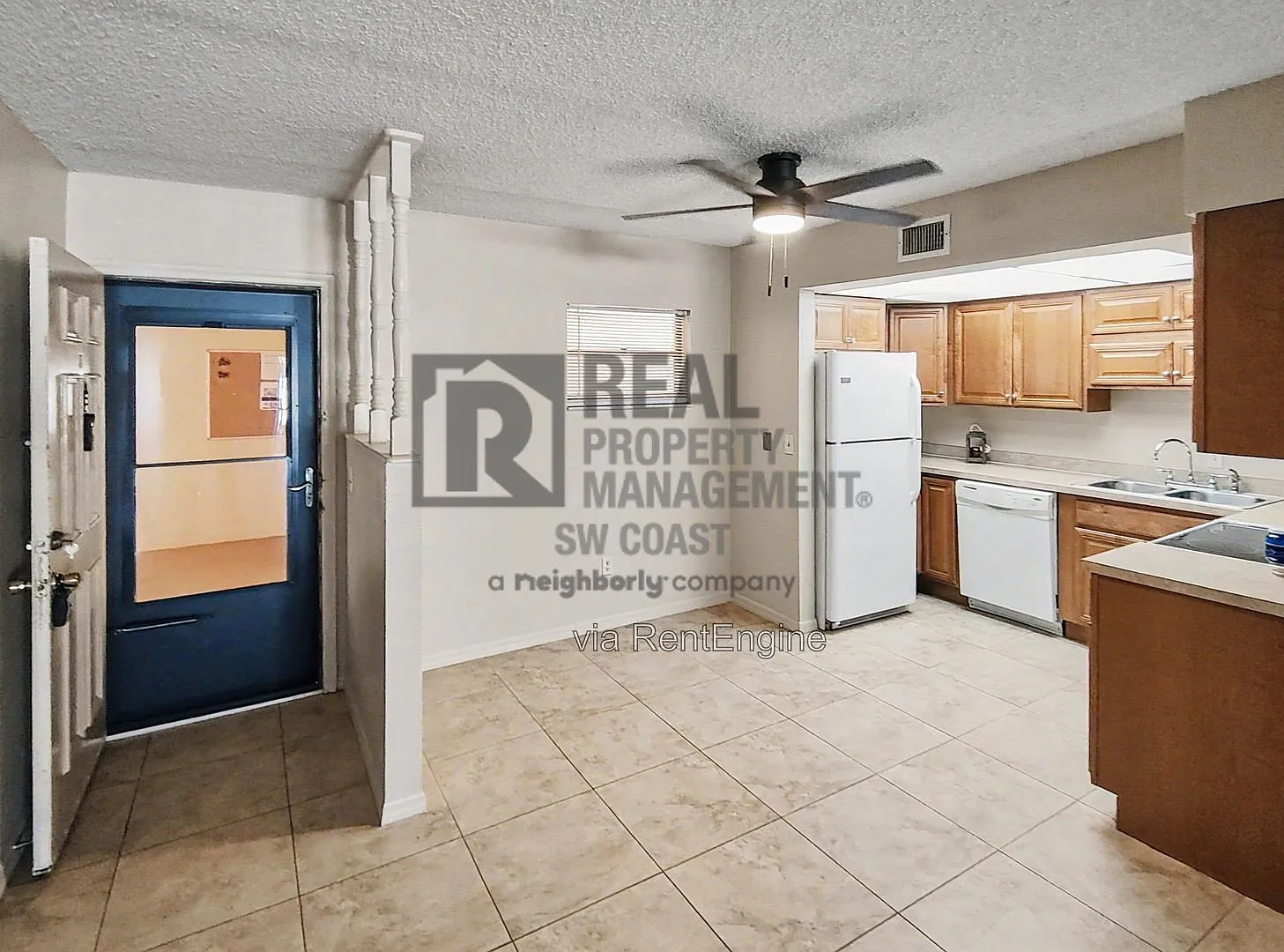 2 bed, 2.0 bath, 1111 sqft, $1,299 — Photo 2
