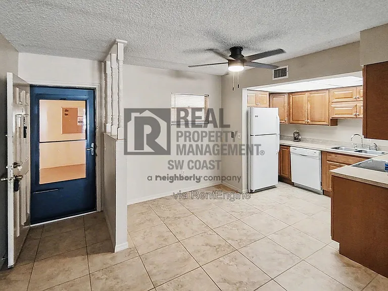 12471 McGregor Blvd #10-1 — Photo 2