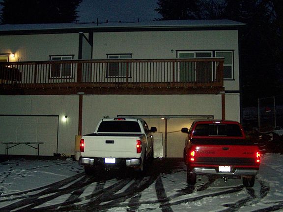 2 car garage with balcony