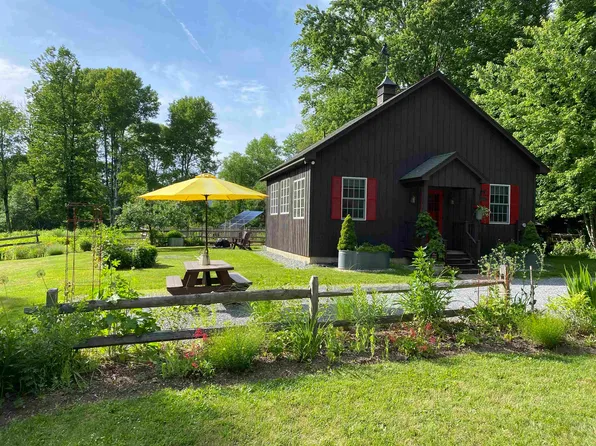2167 VT Route 313, Arlington, VT 05250